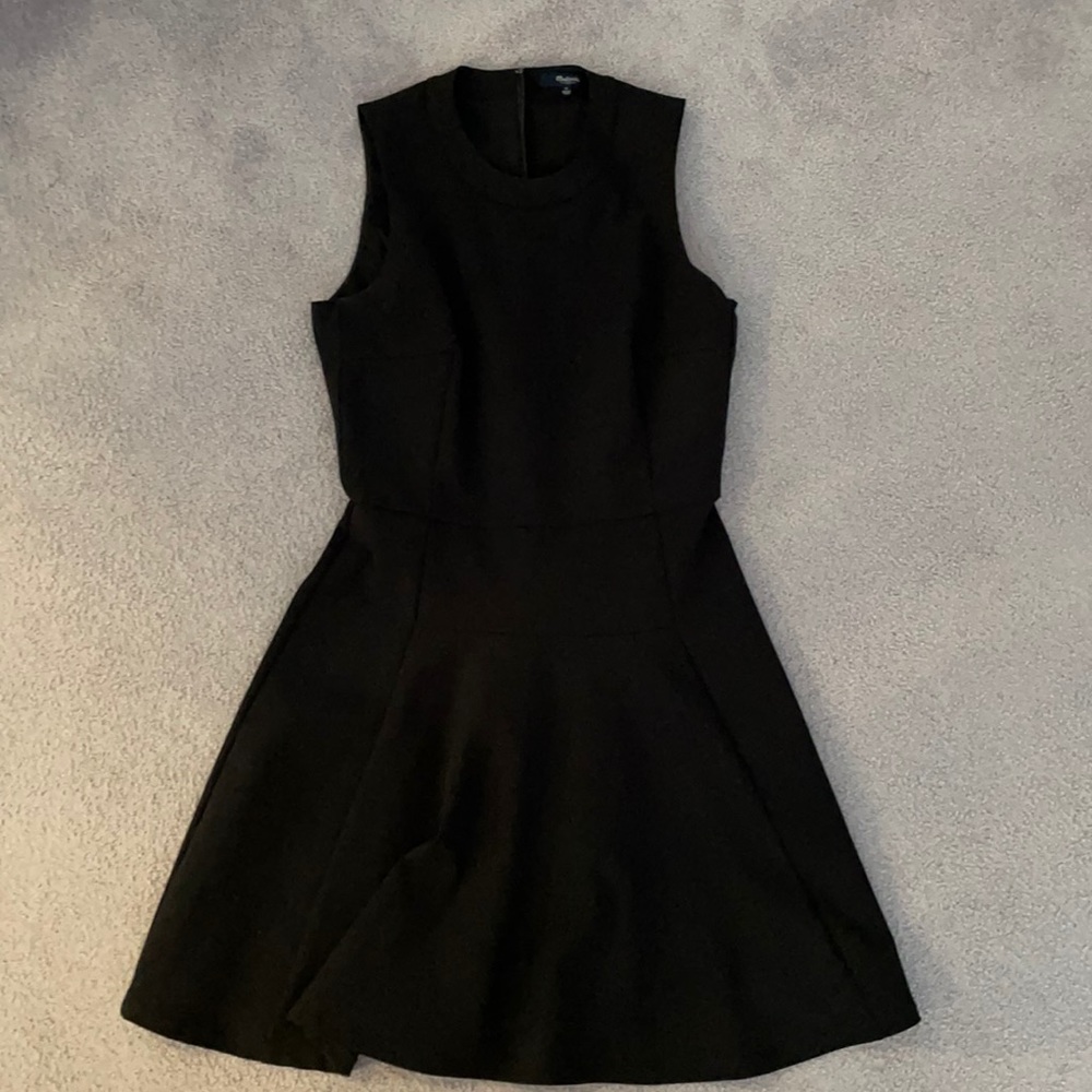 Gorgeous black dress